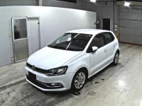 Volkswagen Polo лот № 4523 оценка 4  с аукциона в Японии 3