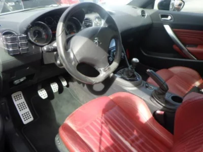 Peugeot RCZ  с аукциона в Японии