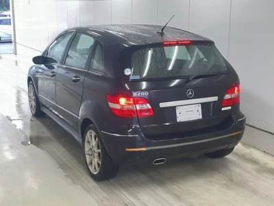 Mercedes-Benz B CLASS  с аукциона в Японии