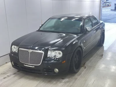 Chrysler 300C  с аукциона в Японии