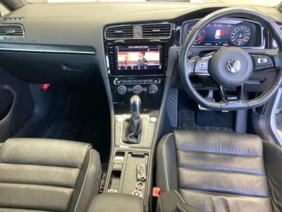 Volkswagen Golf  с аукциона в Японии