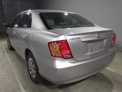 Toyota COROLLA AXIO  с аукциона в Японии