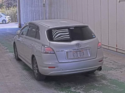 Toyota Mark X Zio