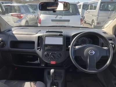 Nissan AD