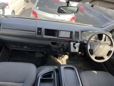Toyota HIACE VAN  с аукциона в Японии