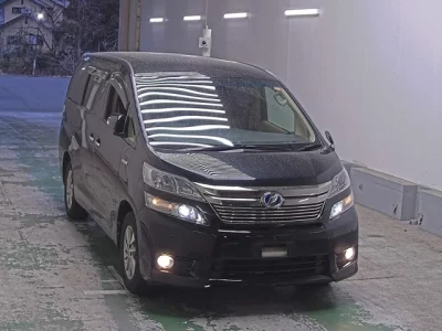 Toyota VELLFIRE  с аукциона в Японии