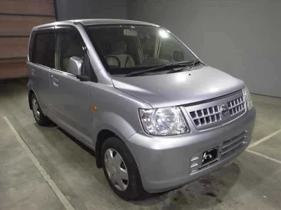 Nissan OTTI  с аукциона в Японии