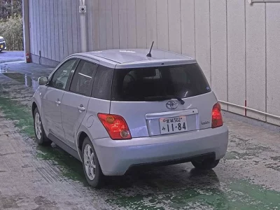 Toyota IST
