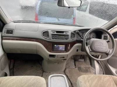 Toyota HIACE REGIUS  с аукциона в Японии