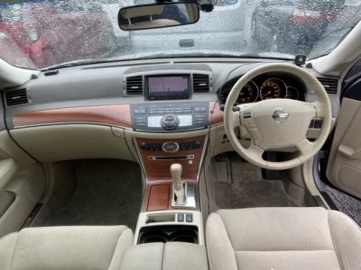 Nissan Fuga