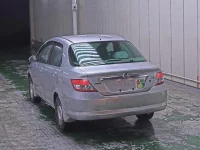 Honda FIT лот № 6367 оценка RA  с аукциона в Японии 1