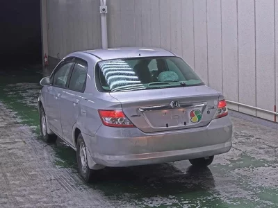 Honda FIT  с аукциона в Японии