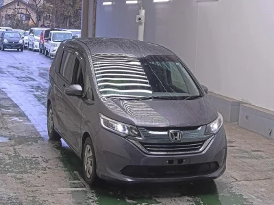 Honda FREED  с аукциона в Японии