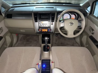 Nissan Tiida Latio