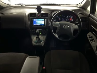 Toyota MARK X ZIO  с аукциона в Японии