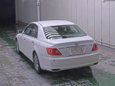 Toyota MARK X  с аукциона в Японии