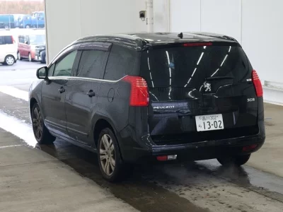 Peugeot 5008  с аукциона в Японии