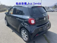 Smart FORFOUR лот № 41001 оценка 3.5  с аукциона в Японии 1