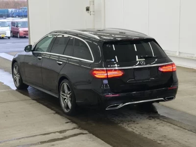 Mercedes-Benz E CLASS WAGON  с аукциона в Японии