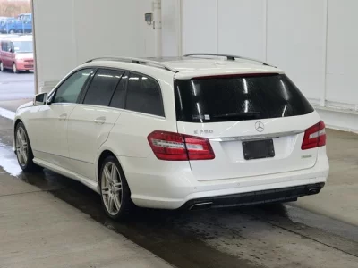 Mercedes-Benz E CLASS WAGON  с аукциона в Японии