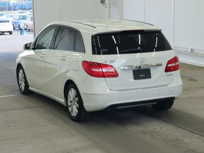 Mercedes-Benz B CLASS  с аукциона в Японии
