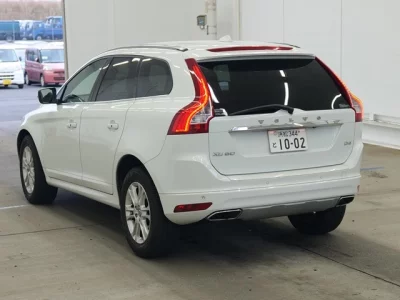 Volvo XC60  с аукциона в Японии