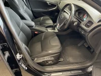 Volvo V40 лот № 5033 оценка 4  с аукциона в Японии 3