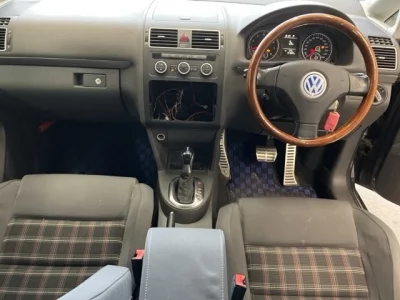 Volkswagen GOLF TOURAN  с аукциона в Японии