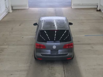 Volkswagen GOLF TOURAN  с аукциона в Японии