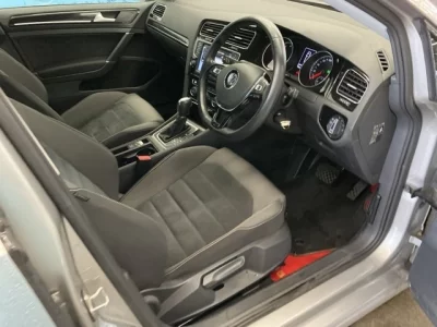 Volkswagen GOLF VARIANT  с аукциона в Японии