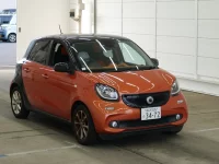 Smart FORFOUR лот № 5022 оценка 3.5  с аукциона в Японии 4