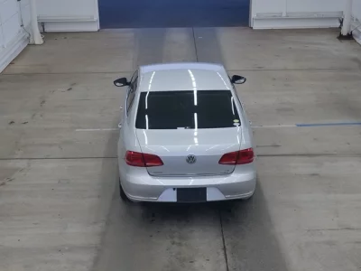 Volkswagen Passat  с аукциона в Японии