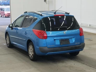 Peugeot 207  с аукциона в Японии