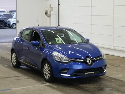 Renault LUTECIA  с аукциона в Японии