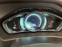 Volvo V40 лот № 2892 оценка 3.5  с аукциона в Японии 5