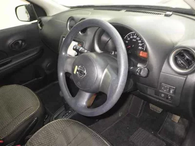 Nissan MARCH  с аукциона в Японии