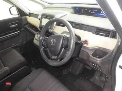 Honda FREED  с аукциона в Японии