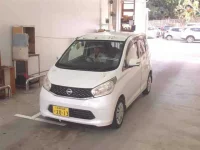 Nissan DAYZ лот № 1108 оценка 3  с аукциона в Японии 3