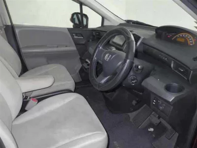 Honda FREED  с аукциона в Японии