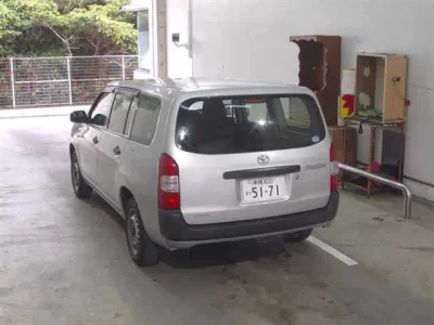 Toyota PROBOX  с аукциона в Японии