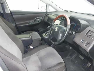 Toyota Mark X Zio