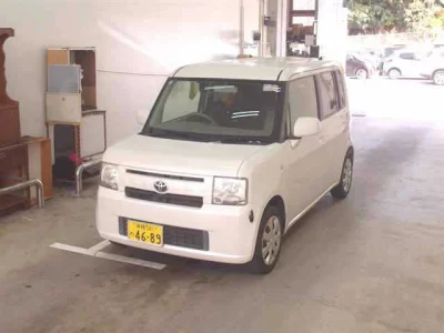 Toyota PIXIS SPACE  с аукциона в Японии