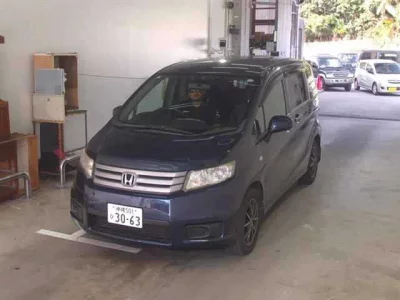 Honda FREED  с аукциона в Японии