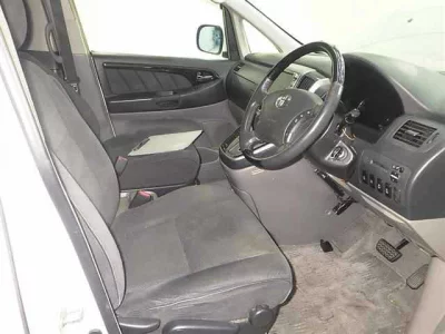 Toyota ALPHARD  с аукциона в Японии