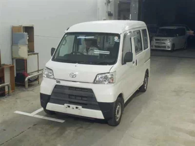 Toyota PIXIS VAN  с аукциона в Японии