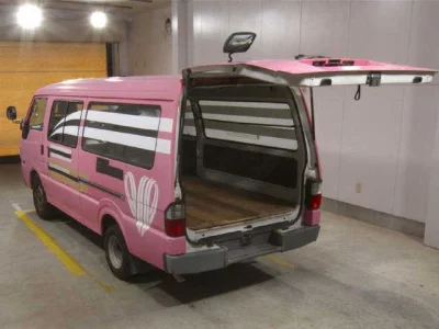 Mitsubishi DELICA  с аукциона в Японии