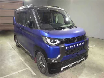 Mitsubishi Delica Mini