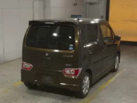 Suzuki WAGON R лот № 2503 оценка 3.5  с аукциона в Японии 4