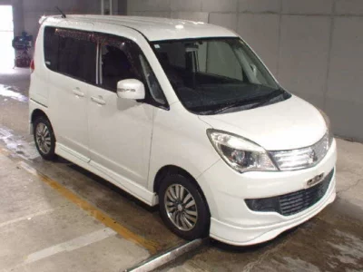 Mitsubishi Delica D:2