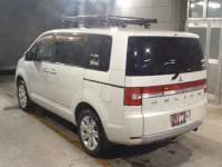 Mitsubishi DELICA D5 лот № 3032 оценка 4  с аукциона в Японии 1